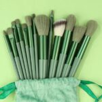 Complete Make Up Brush Set for Face & Eyes - Image 6